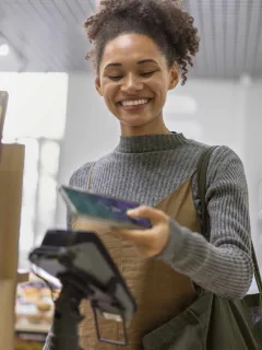 Woman happy with Extra SNAP payments