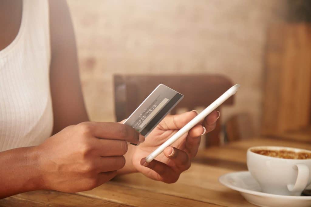 prepaid- en gedekte kaarten in Nederland